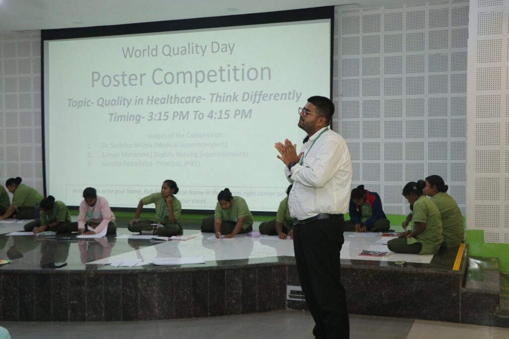 Glimpses of the Poster Making Competition highlight the creative start ...
